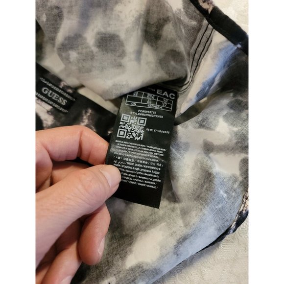 Guess Slim Fit Longsleeve Luxe Sz XS Animal Block Print Button Up Shirt - Picture 7 of 8